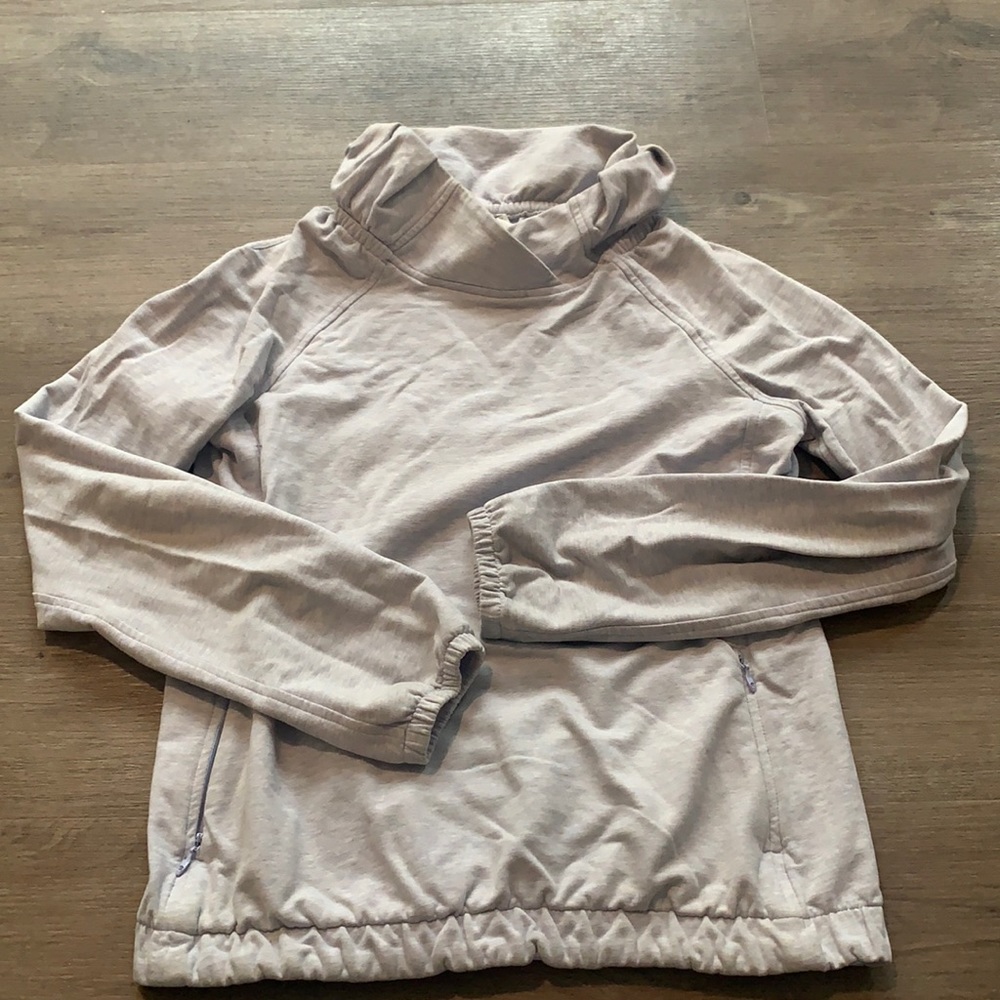 Lululemon Pull-over